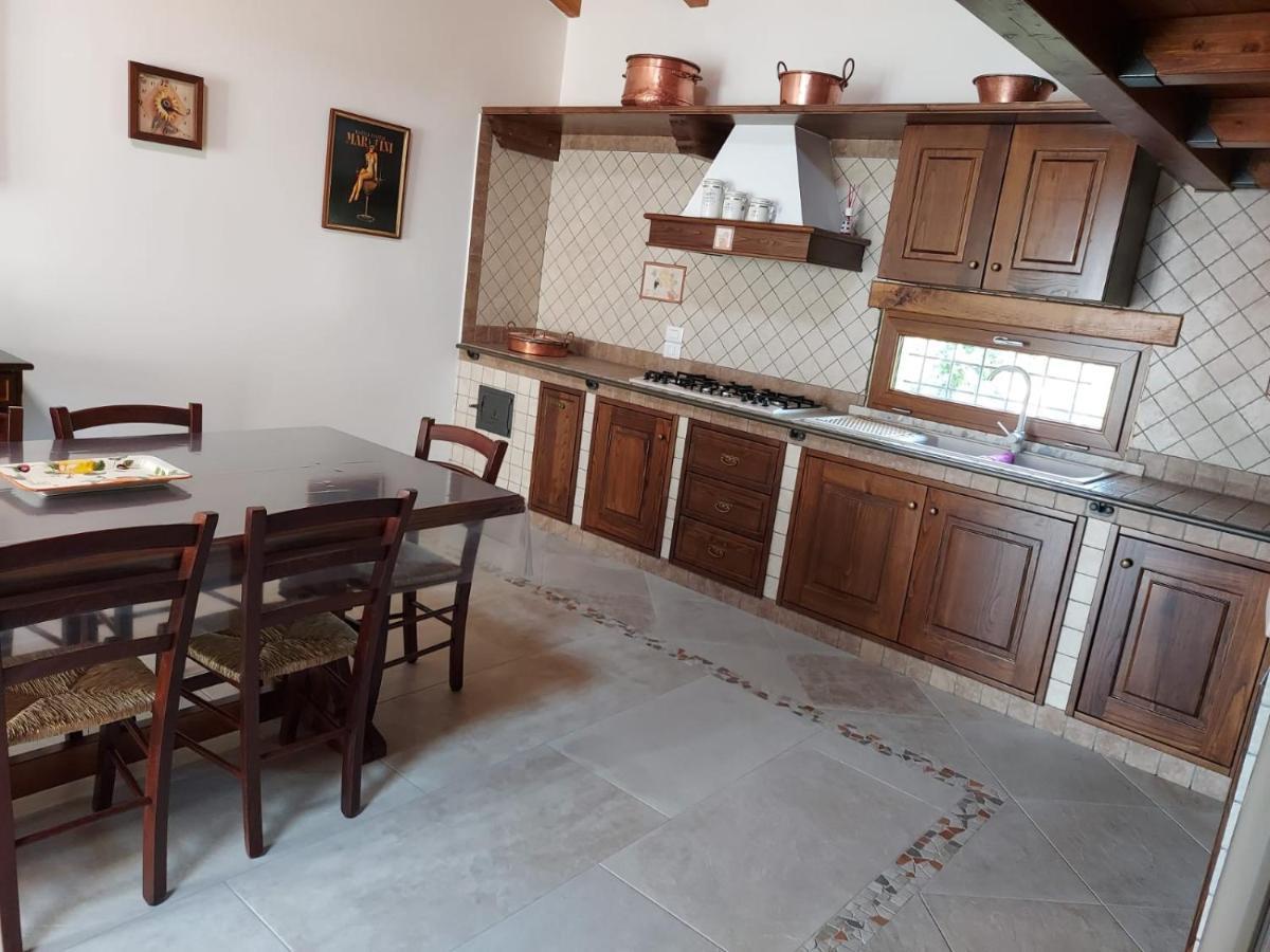 Santo Stefano del SoleLa Casa Sull'Aia,Av住宿加早餐旅馆 外观 照片